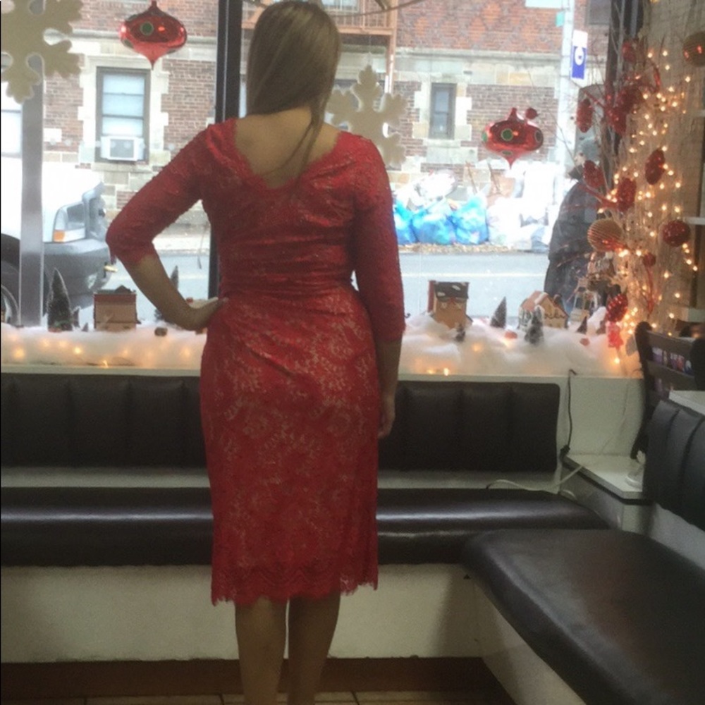 Dress - Picture 8 of 8